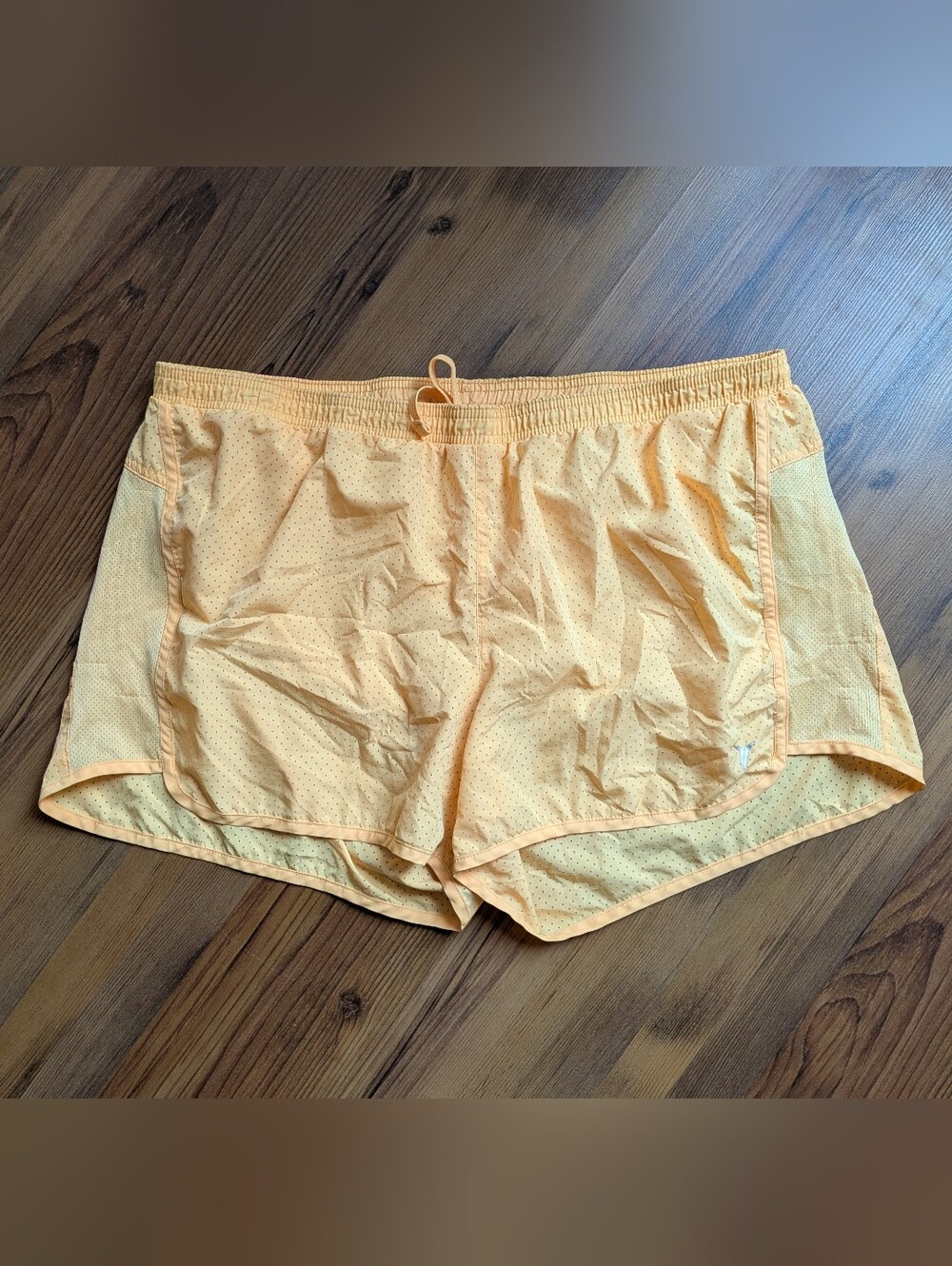 Old Navy Light Peach Athletic Shorts